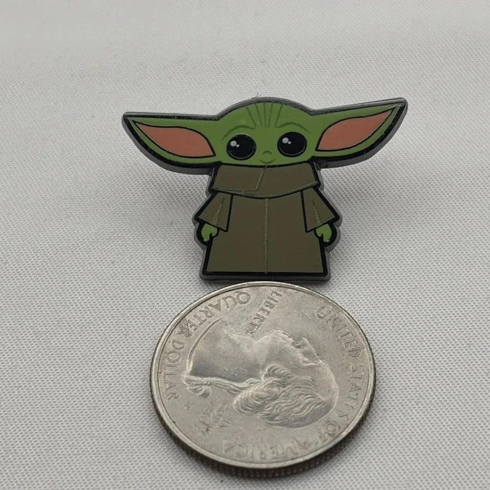 The Mandalorian Star Wars Grogu Baby Yoda Lapel Hat Pin